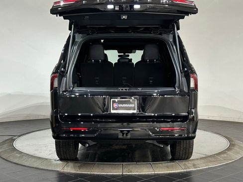 New 2026 Lincoln Navigator L Reserve AWD/4WD image 31