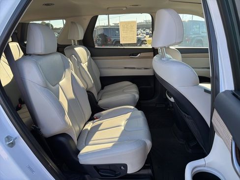 Used 2021 Hyundai Palisade SEL w/ Premium Package image 23