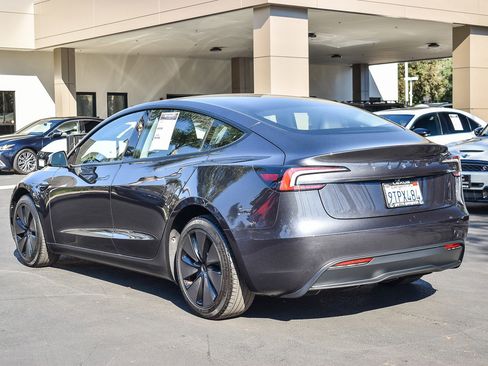 Used 2025 Tesla Model 3 Long Range image 4
