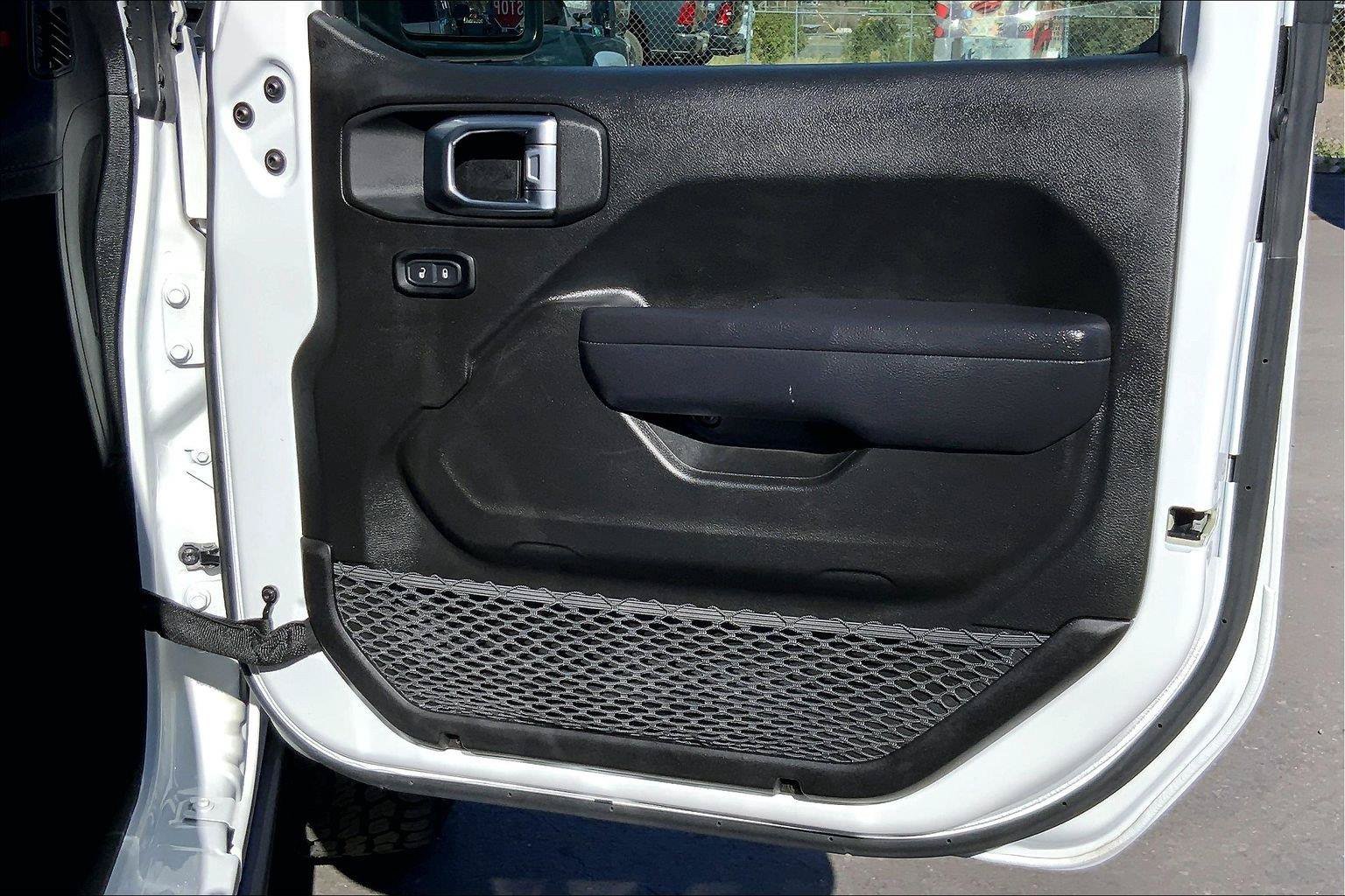 Certified 2024 Jeep Wrangler Unlimited Rubicon AWD/4WD image 24