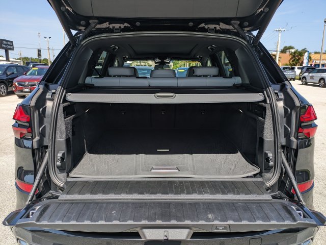 Used 2024 BMW X5 sDrive40i w/ Executive Package RWD image 13