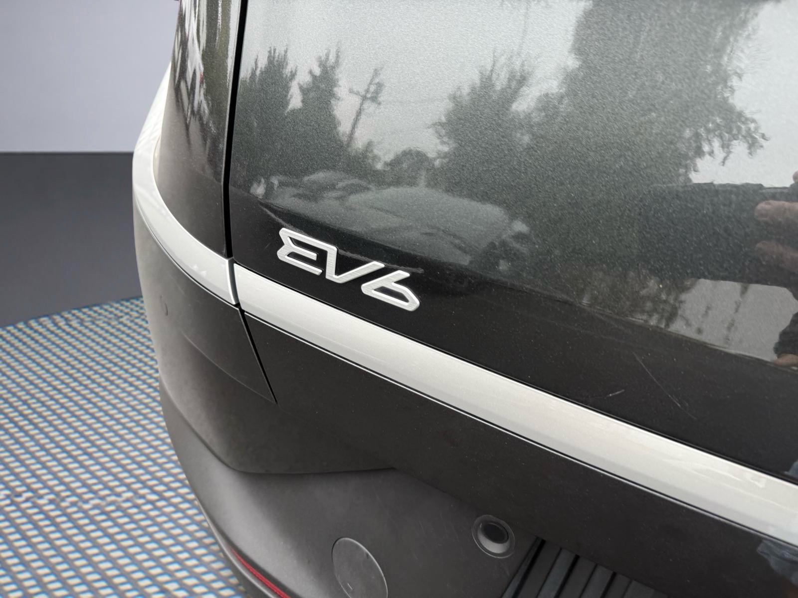 Used 2024 Kia EV6 Light AWD/4WD image 6