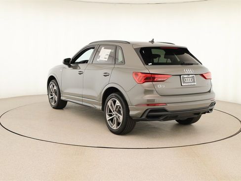 New 2025 Audi Q3 2.0T Premium image 4