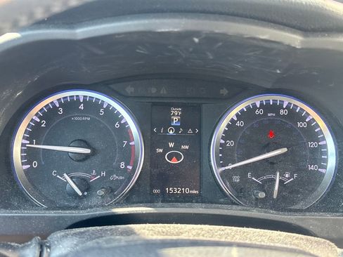 Used 2016 Toyota Highlander Limited image 21