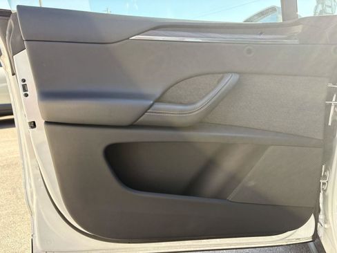 Used 2022 Tesla Model X AWD/4WD image 13