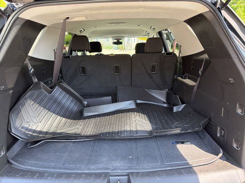 Used 2019 Chevrolet Traverse LS AWD/4WD image 24