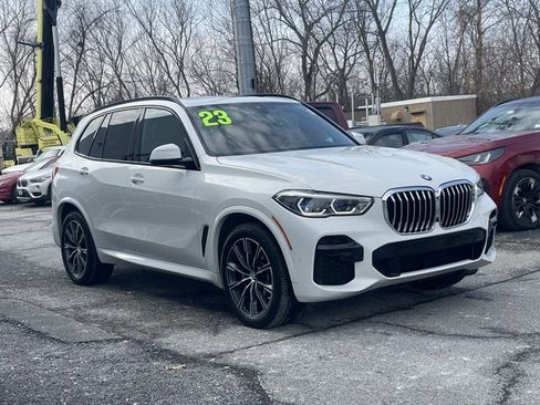 Certified 2023 BMW X5 xDrive40i w/ Executive Package image 3