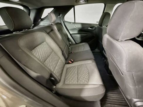 Used 2018 Chevrolet Equinox LT w/ Sun & Infotainment Package AWD/4WD image 27