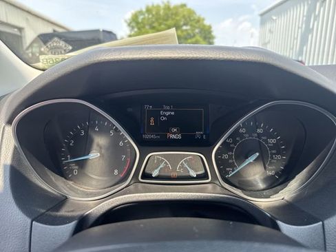 Used 2016 Ford Focus SE FWD image 18