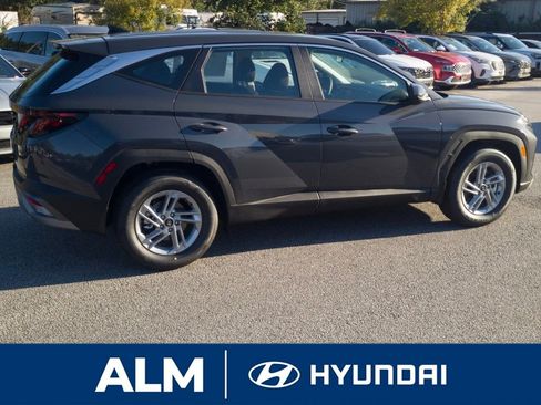 New 2026 Hyundai Tucson SE image 4