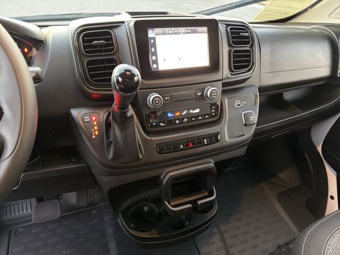 Used 2025 RAM ProMaster 3500 image 28