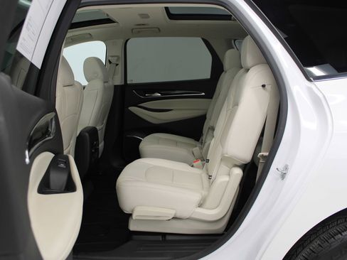 Used 2023 Buick Enclave Essence w/ Experience Buick Package image 38