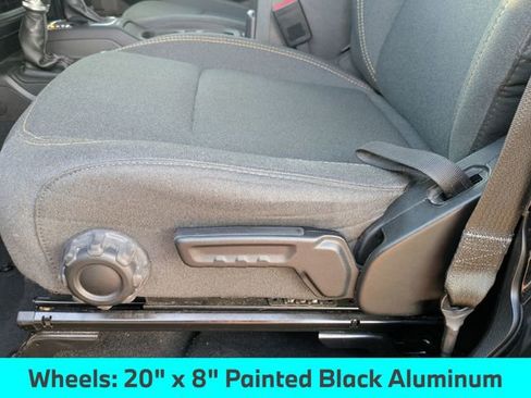 Used 2024 Jeep Wrangler Unlimited Sahara image 17