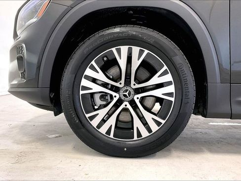 New 2026 Mercedes-Benz GLB 250 image 11
