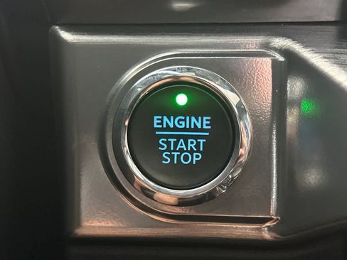 Used 2023 Ford F150 Lariat w/ Equipment Group 502A High AWD/4WD image 24