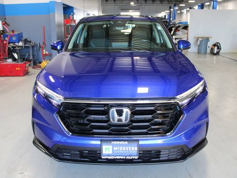 Used 2024 Honda CR-V EX image 2