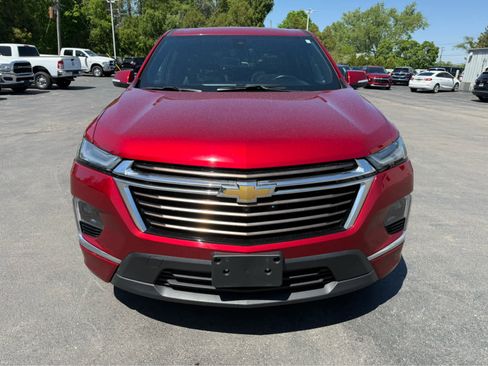 Used 2023 Chevrolet Traverse High Country w/ LPO, Floor Liner Package AWD/4WD image 8