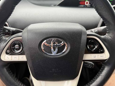 Used 2017 Toyota Prius Prime Premium FWD image 15