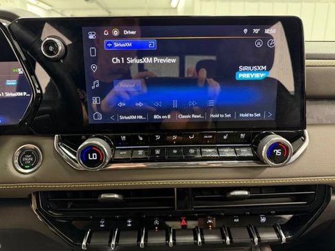 Certified 2025 Chevrolet Colorado ZR2 w/ Technology Package AWD/4WD image 13
