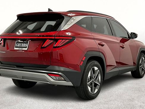 Used 2025 Hyundai Tucson SEL image 2