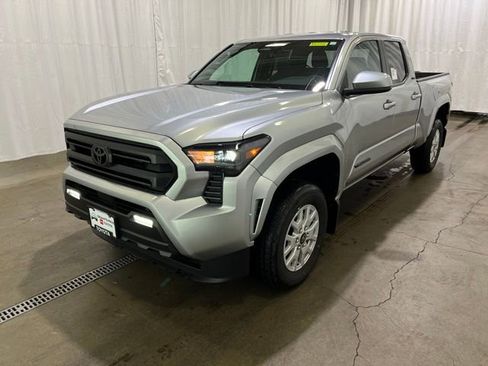 New 2026 Toyota Tacoma SR5 AWD/4WD image 7