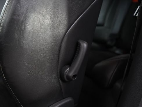 Used 2009 Dodge Challenger SRT8 RWD image 20