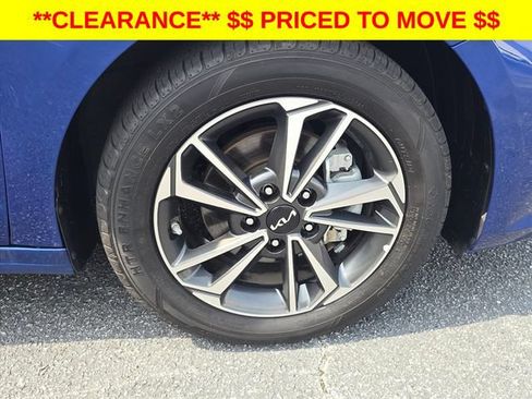 Used 2024 Kia Forte LXS w/ LXS Technology Package FWD image 34