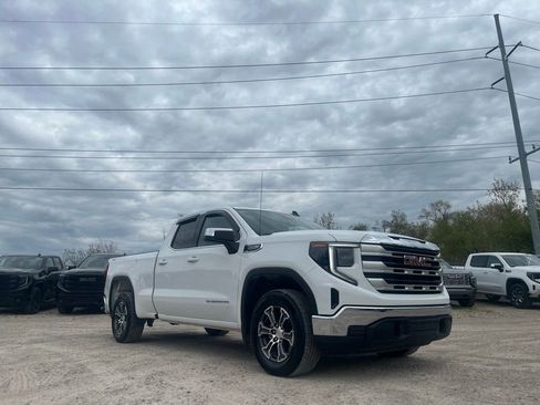 Used 2023 GMC Sierra 1500 SLE AWD/4WD image 7
