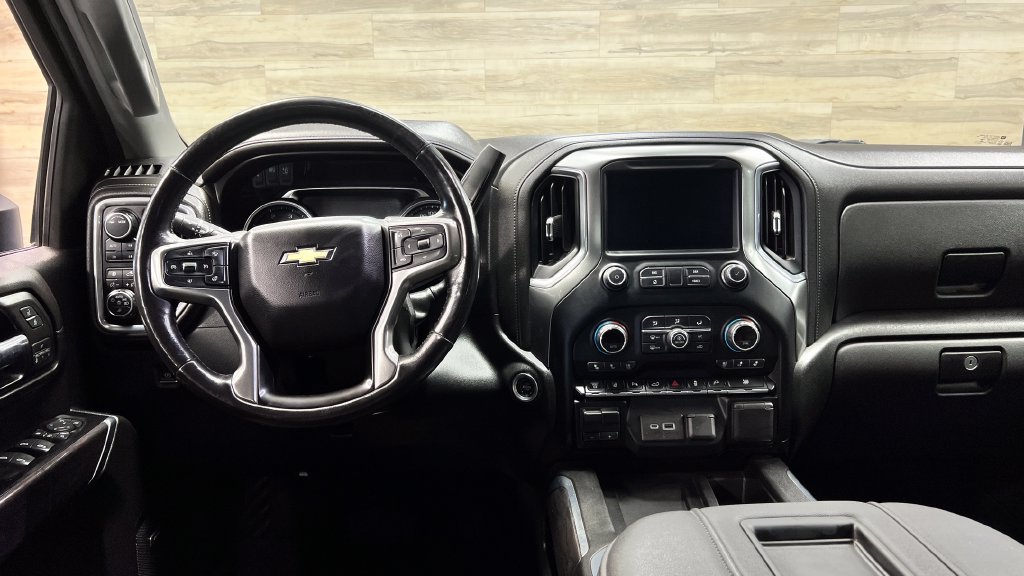 Used 2020 Chevrolet Silverado 2500 LTZ w/ LTZ Plus Package AWD/4WD image 2