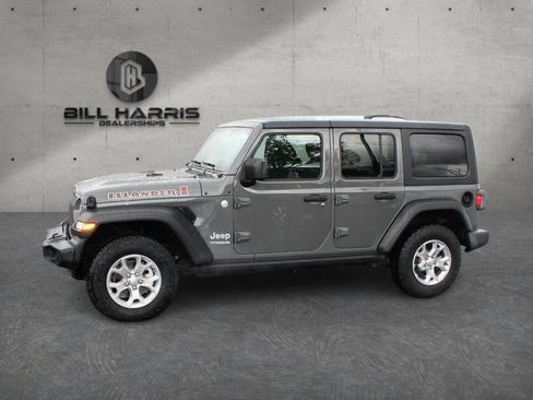 Used 2021 Jeep Wrangler Unlimited Sport AWD/4WD image 5