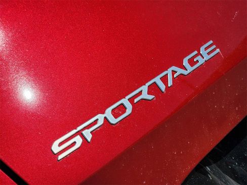 New 2026 Kia Sportage SX image 8