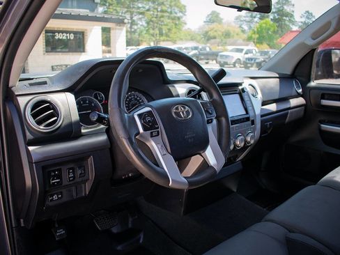 Used 2014 Toyota Tundra SR5 image 17