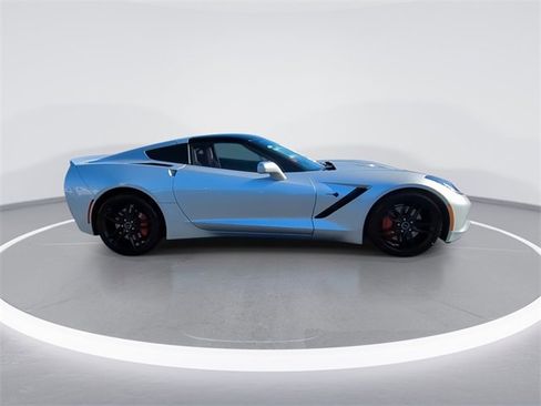 Used 2015 Chevrolet Corvette Stingray Z51 w/ 3LT Preferred Equipment Group image 9