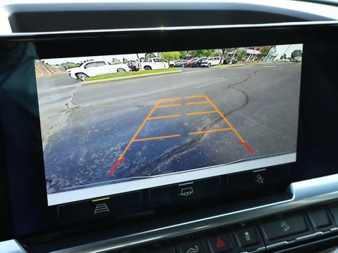 Used 2022 Chevrolet Silverado 1500 RST AWD/4WD image 5