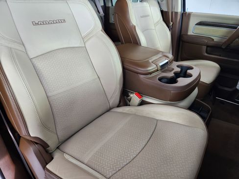 Used 2020 RAM 3500 Laramie image 10