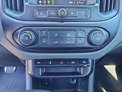 Used 2020 Chevrolet Colorado W/T w/ Custom Special Edition image 28