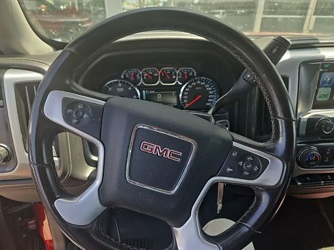 Used 2017 GMC Sierra 1500 SLE w/ SLE Value Package AWD/4WD image 12