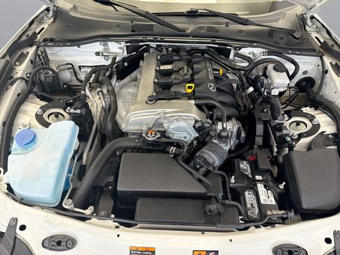 Used 2017 MAZDA MX-5 Miata RF Grand Touring RWD image 26