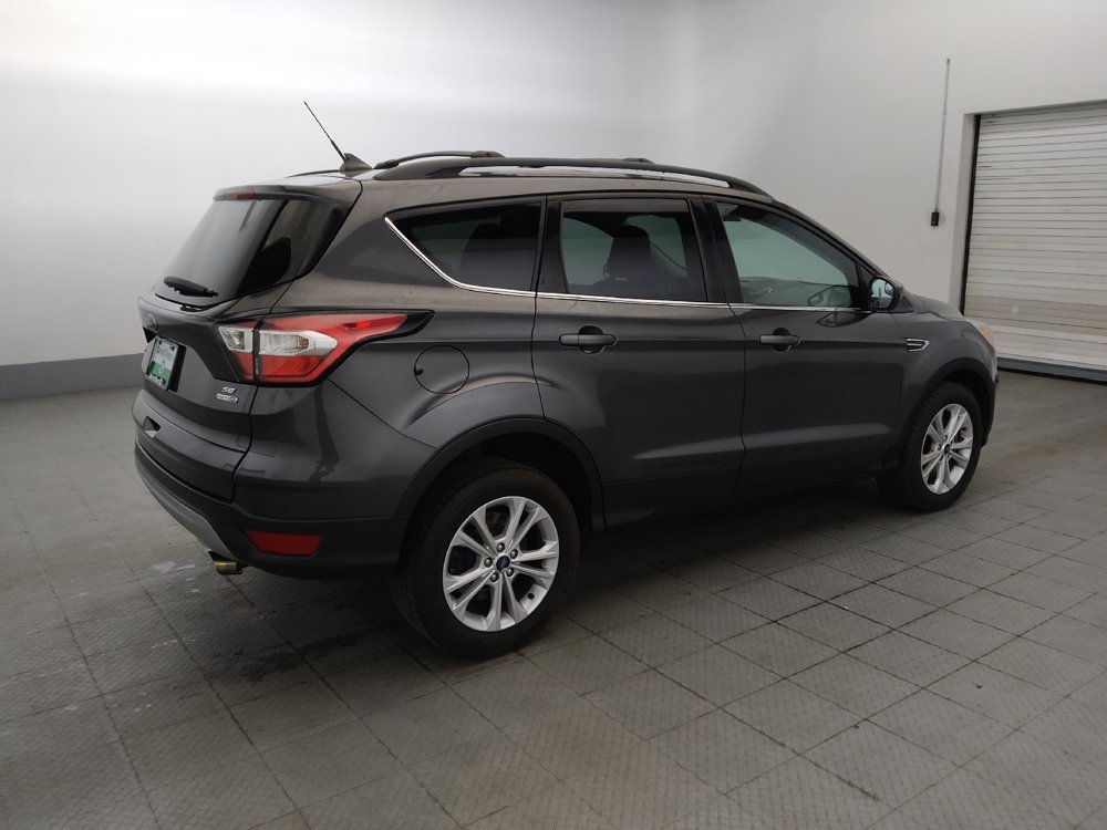 Used 2018 Ford Escape SE w/ SE Sync 3 Package AWD/4WD image 10