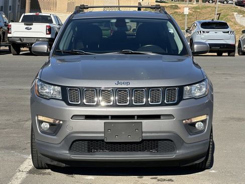 Used 2020 Jeep Compass Latitude image 10