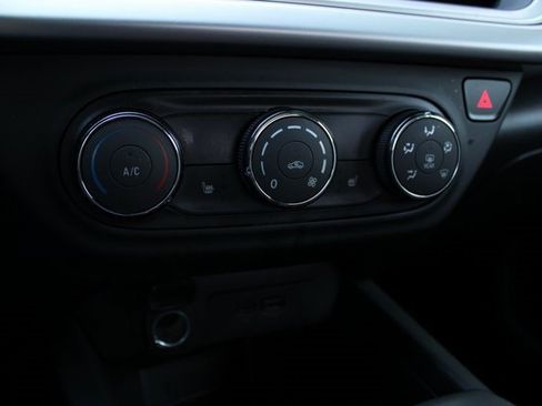 Used 2024 Chevrolet Trax RS w/ Driver Confidence Package image 8