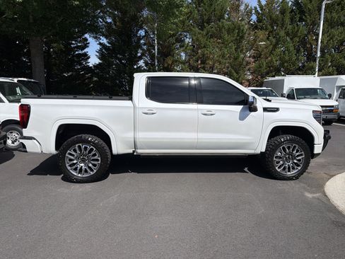 Used 2025 GMC Sierra 1500 Denali Ultimate AWD/4WD image 11