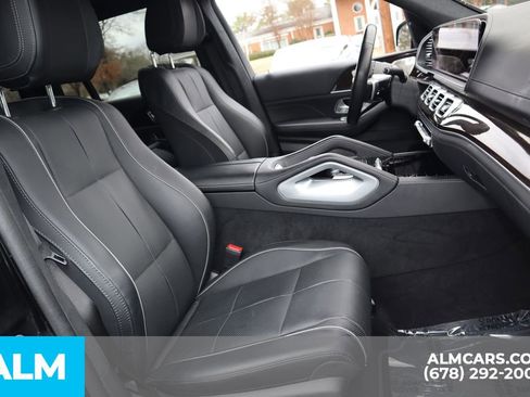 Used 2024 Mercedes-Benz GLS 580 4MATIC w/ Warmth & Comfort Package image 27