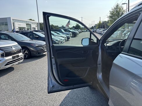 Used 2025 Honda Passport TrailSport image 29