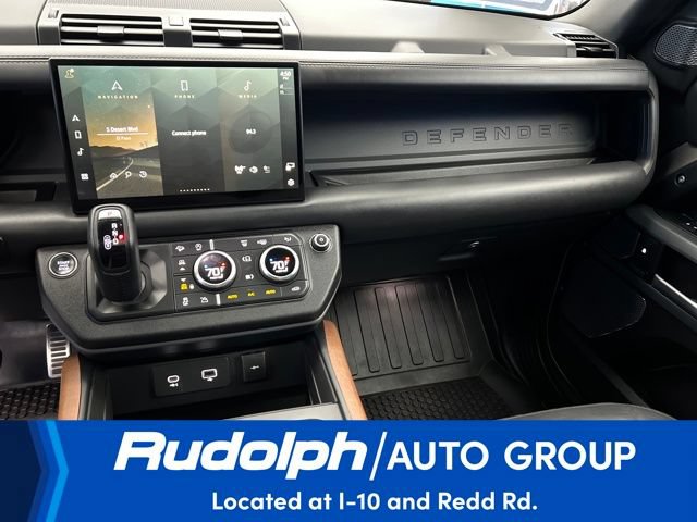 Used 2023 Land Rover Defender 110 X AWD/4WD image 24