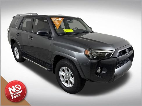 Used 2016 Toyota 4Runner SR5 RWD image 1