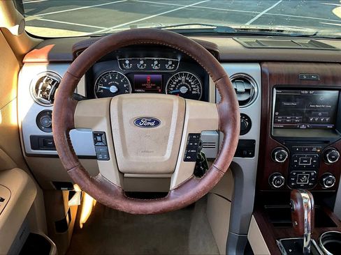 Used 2013 Ford F150 King Ranch w/ King Ranch Luxury Pkg image 6