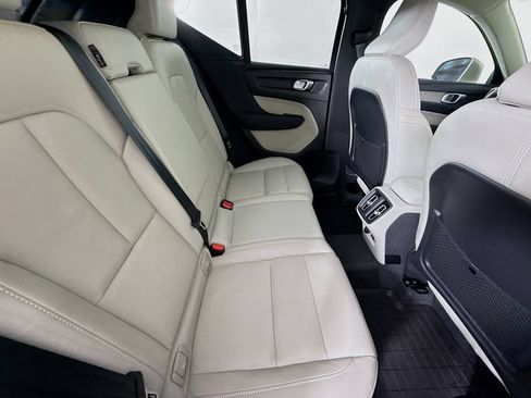 Used 2023 Volvo XC40 B5 Plus w/ Climate Package AWD/4WD image 29