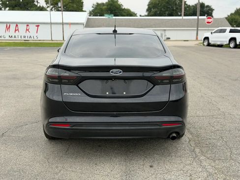 Used 2016 Ford Fusion SE FWD image 6