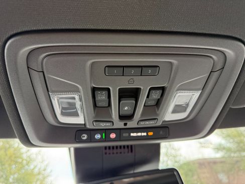 New 2026 GMC Sierra 1500 SLT w/ SLT Premium Package image 37